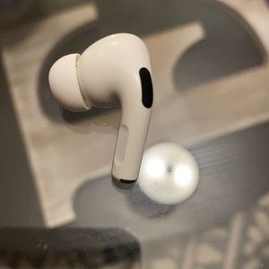 Air pods